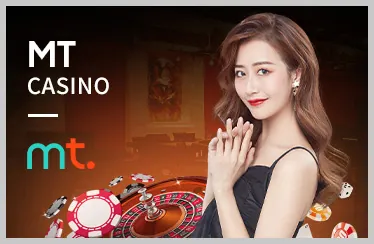 Bàn chơi Blackjack với các lá bài và người chia bài tại 888to nhà cái